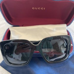 Women’s sunglasses